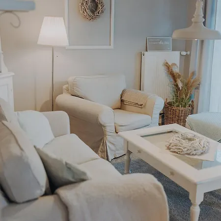 Friedas Hus Апартаменты Бюзум